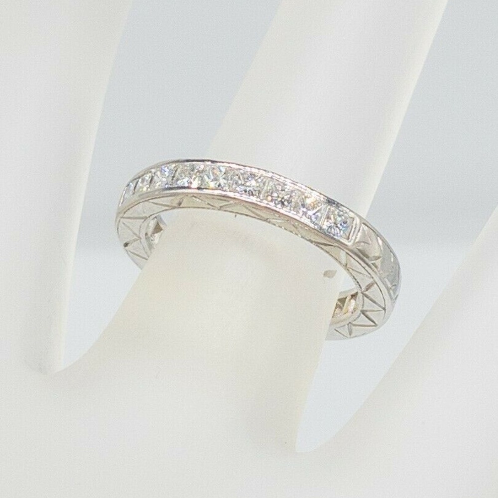 PRINCESS CUT DIAMOND ETERNITY BAND PLATINUM RING - Picture 4 of 4